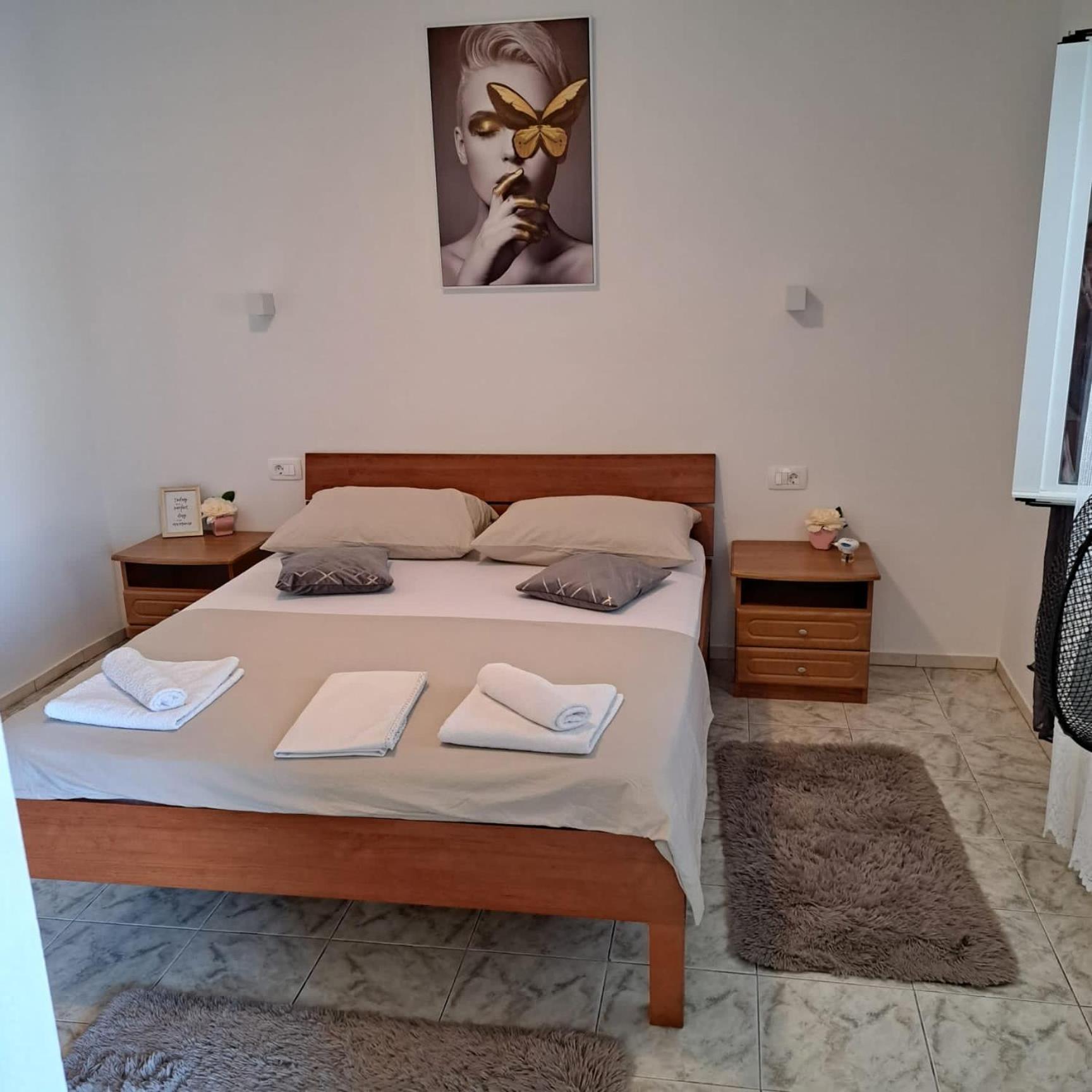 Iva Apartman Sa Bazenom Donji Zemunik Eksteriør bilde